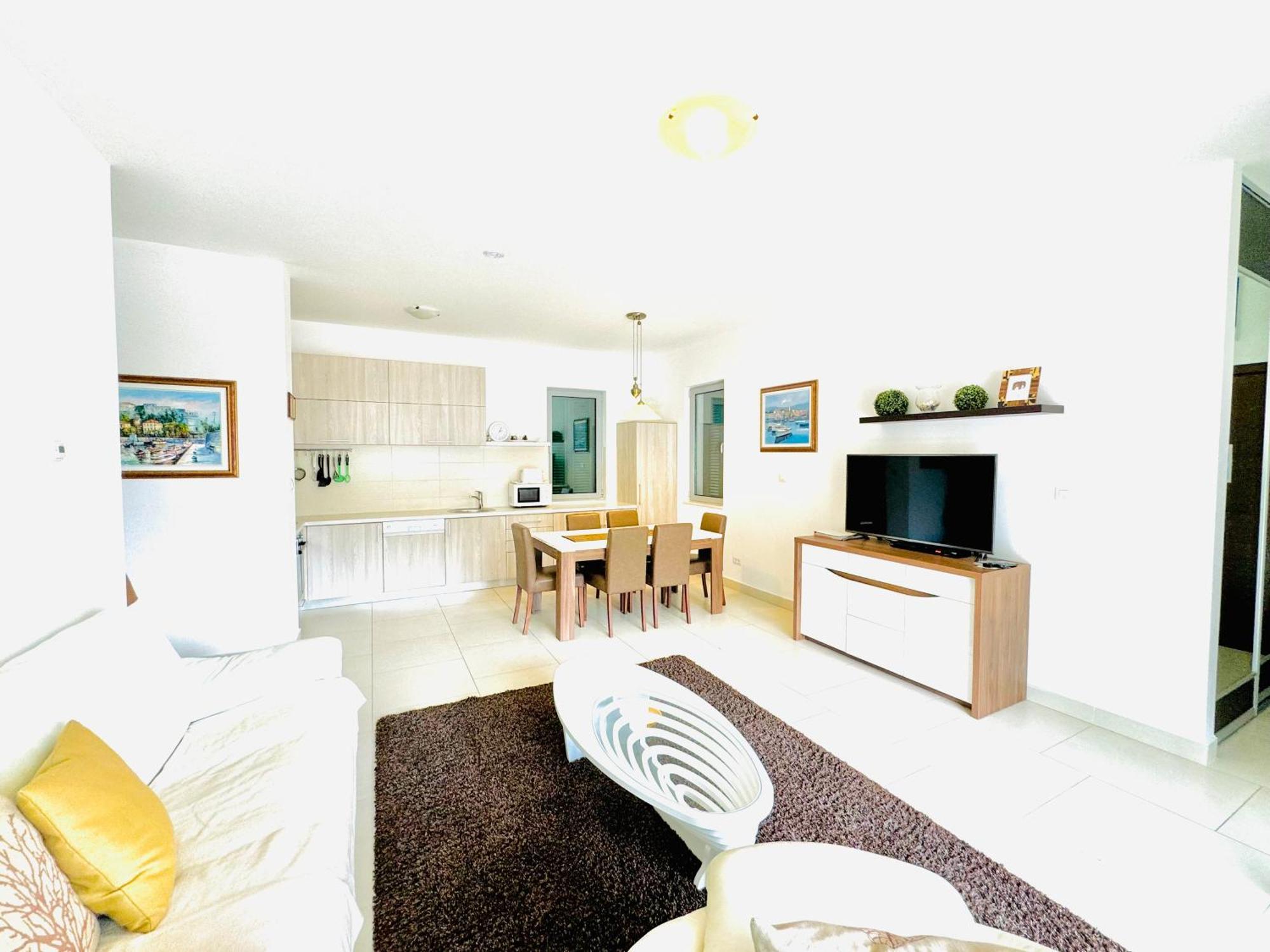 Lavender Bay Apartment C21 Donji Morinj Zewnętrze zdjęcie